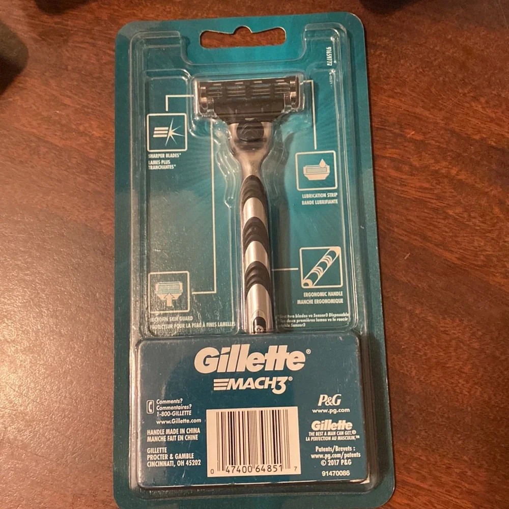 Gillette Razor - Picture 2 of 2